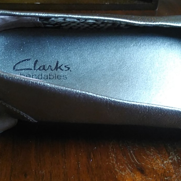 Clarks - Picture 6 of 7